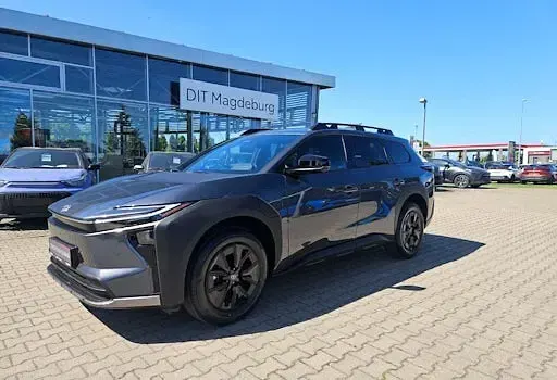 Neu Toyota bZ4X 164 kW (224 PS) 2026 Grau SUV