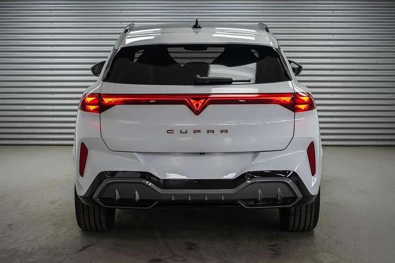 Neu Cupra Terramar VZ 265 PS (194 kW) 2025 Nevadaweiss metallic (2y) SUV