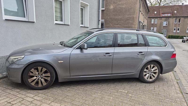 Second-hand BMW 525 197 CP (144 kW) 2008 Gri Break