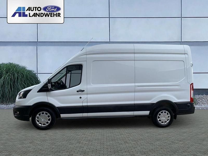 Gebraucht Ford Transit Trend 105 PS (77 kW) 2023 Weiss Van