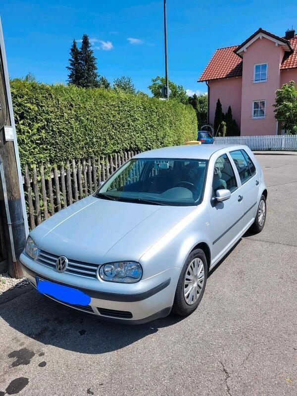 Silber Gebraucht 2000 VW Golf IV Limousine | 600 € (Superpreis) - Bild 1/4