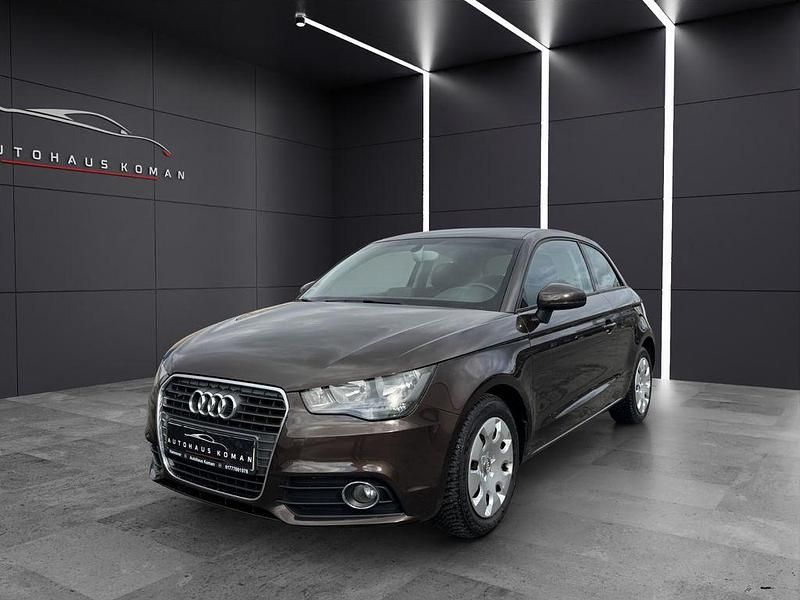Gebraucht Audi A1 Attraction 86 PS (63 kW) 2013 Braun Kleinwagen