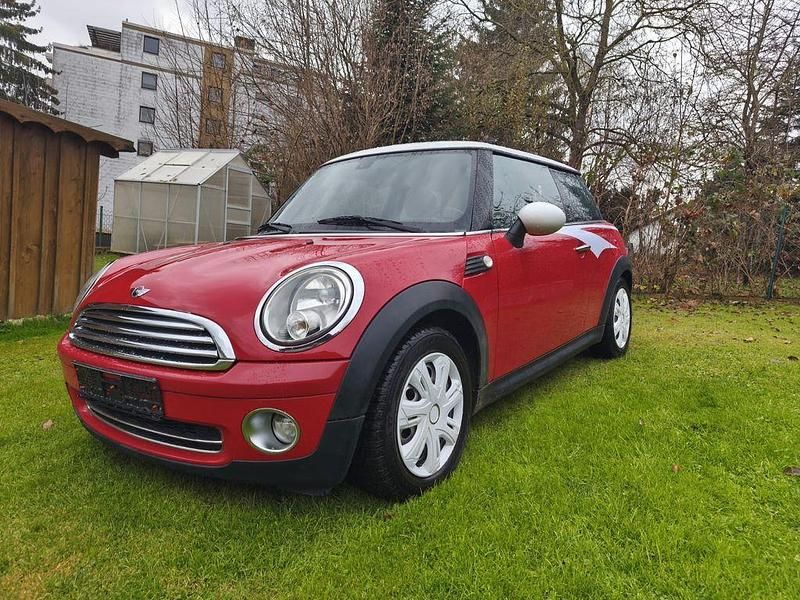 Gebraucht Mini Cooper 120 PS (88 kW) 2009 Rot Kleinwagen