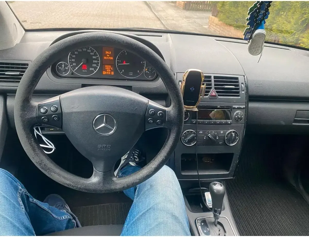 Gebraucht Mercedes A180 80 PS (58 kW) 2006 Silber Kleinwagen