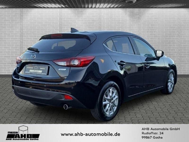 Gebraucht Mazda 3 Center-Line 105 PS (77 kW) 2016 Onyxschwarz metallic Limousine