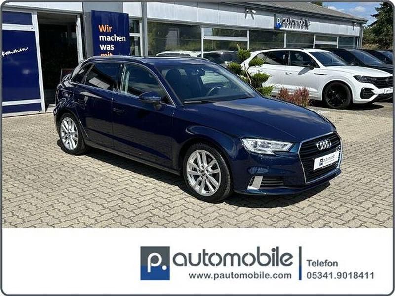Blau Gebraucht 2020 Audi A3 Sport Limousine | 19.980 € (Guter Preis) - Bild 1/4