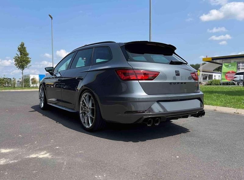 Gebraucht Seat Leon ST CUPRA 300 PS (220 kW) 2018 Grau Kombi