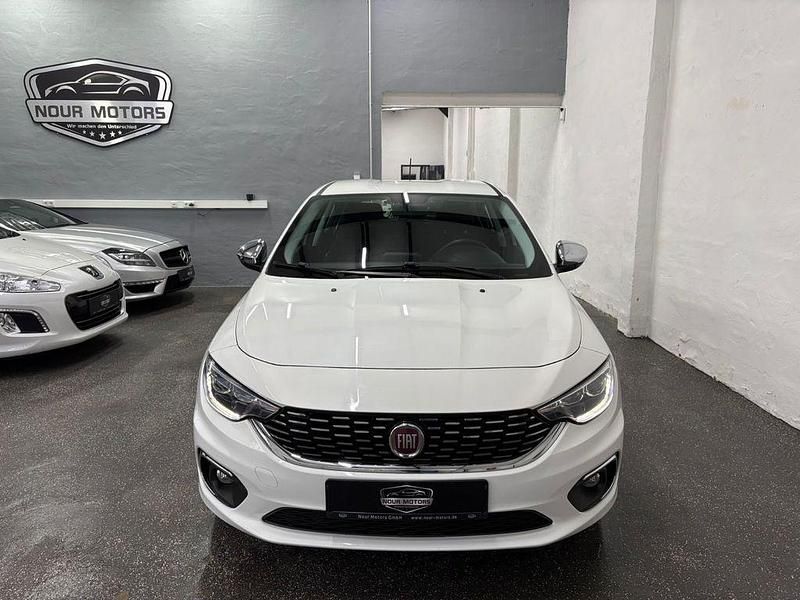 Gebraucht Fiat Tipo Mirror 95 PS (69 kW) 2020 Weiß Limousine