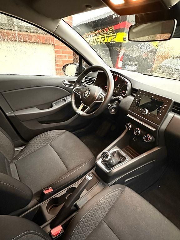 Gebraucht Renault Clio V Experience 101 PS (74 kW) 2020 Schwarz Limousine