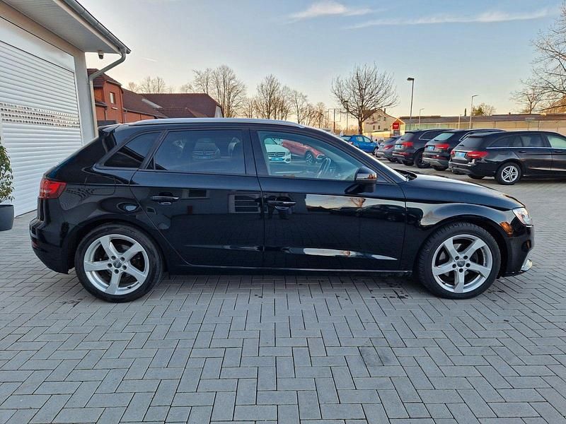 Gebraucht Audi A3 Ambiente 150 PS (110 kW) 2016 Schwarz Kombi