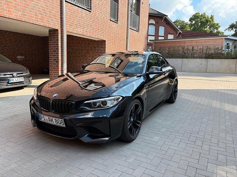 Schwarz Gebraucht 2017 BMW M2 M Performance Coupé | 41.250 € (Superpreis) - Bild 1/4