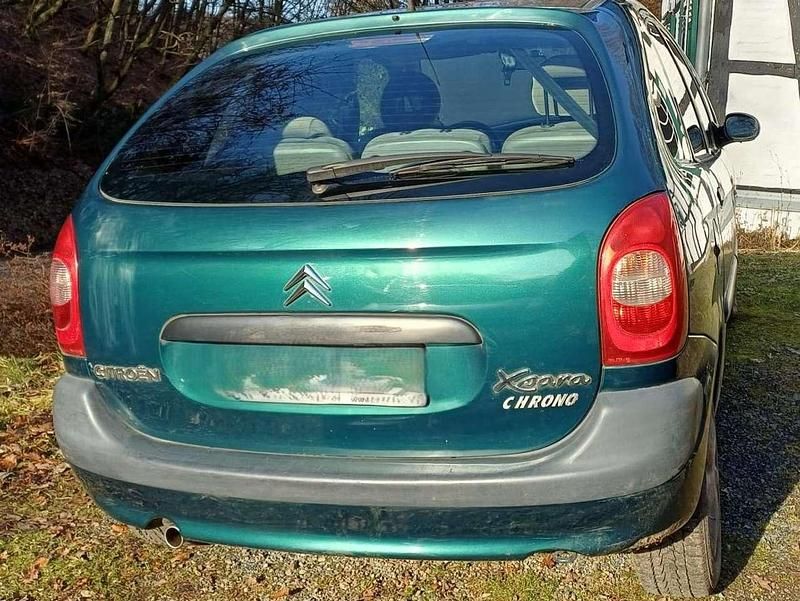 Gebraucht Citroën Xsara 95 PS (69 kW) 2002 Grün Van / Kleinbus