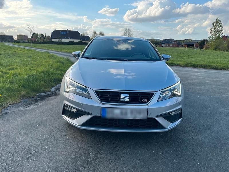 Second-hand Seat Leon ST FR 131 CP (96 kW) 2020 Argintiu Break