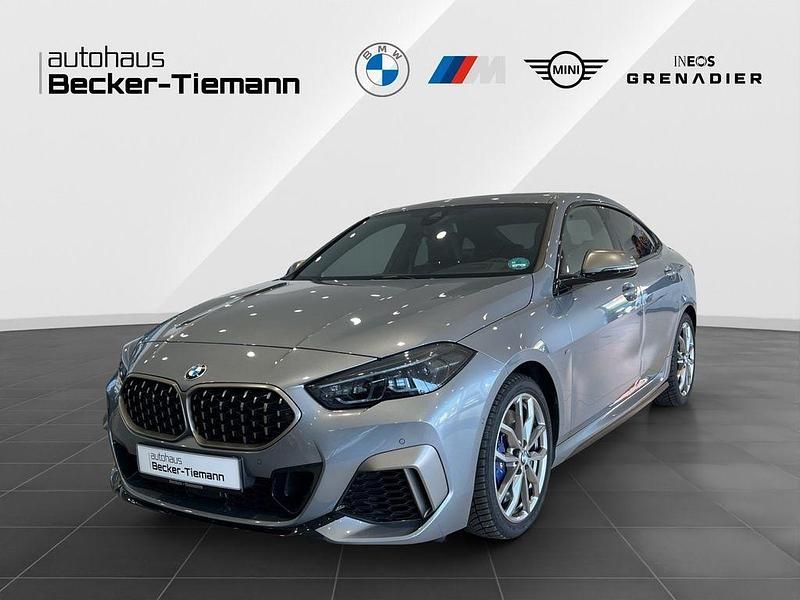 Grau Gebraucht 2024 BMW M235 M Sport Coupé | 38.911 € (Fairer Preis) - Bild 1/4