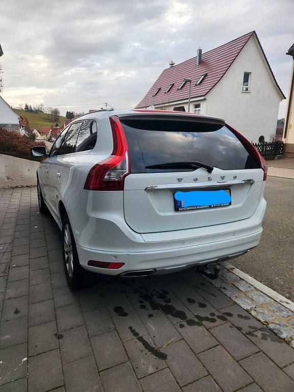 Gebraucht Volvo XC60 Summum 220 PS (161 kW) 2017 Weiß SUV