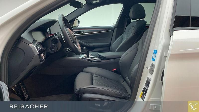 Gebraucht BMW 530e Efficient Dynamics 184 PS (135 kW) 2024 Alpinweiß uni Kombi