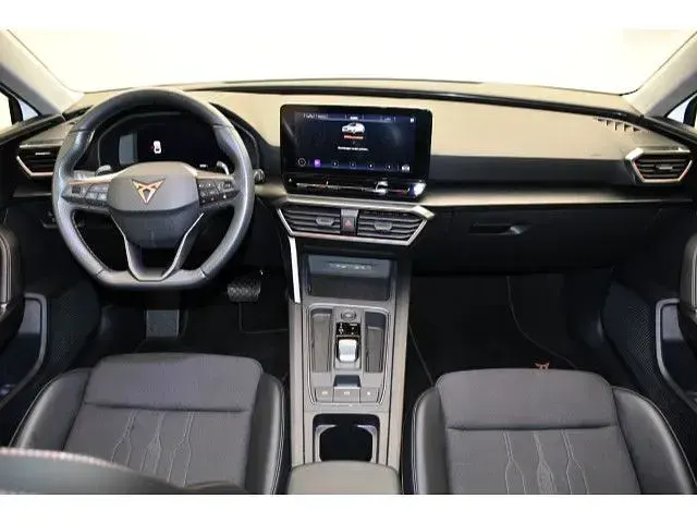 Second-hand Cupra Leon 150 CP (110 kW) 2023 Alb Berlinǎ