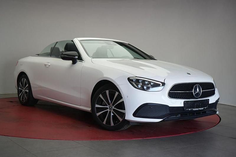 Weiß Gebraucht 2021 Mercedes E300 Avantgarde Cabrio | 41.990 € (Fairer Preis) - Bild 1/4
