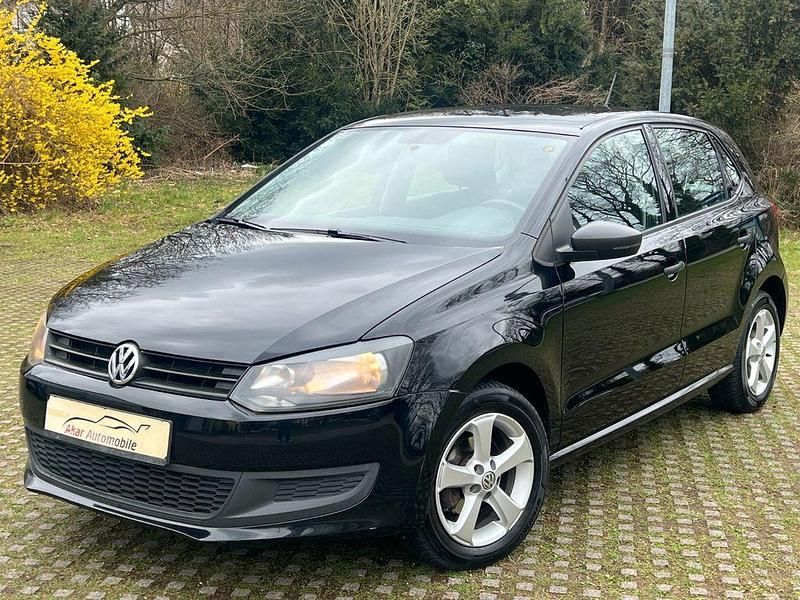 Schwarz Gebraucht 2010 VW Polo Trendline Limousine | 4.990 € (Fairer Preis) - Bild 1/4