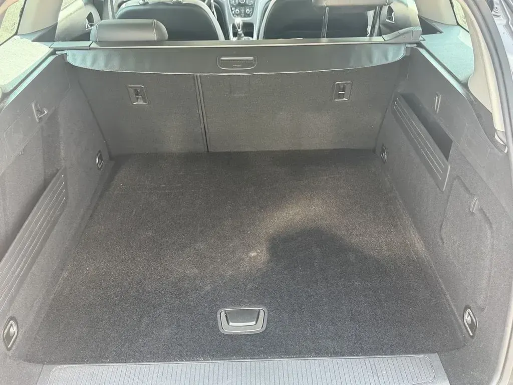 Gebraucht Opel Astra Edition 120 PS (88 kW) 2016 Grau Kombi