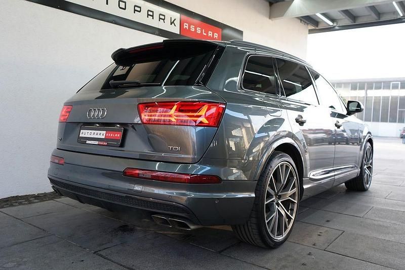 Gebraucht Audi SQ7 Sport 435 PS (319 kW) 2017 Grau SUV