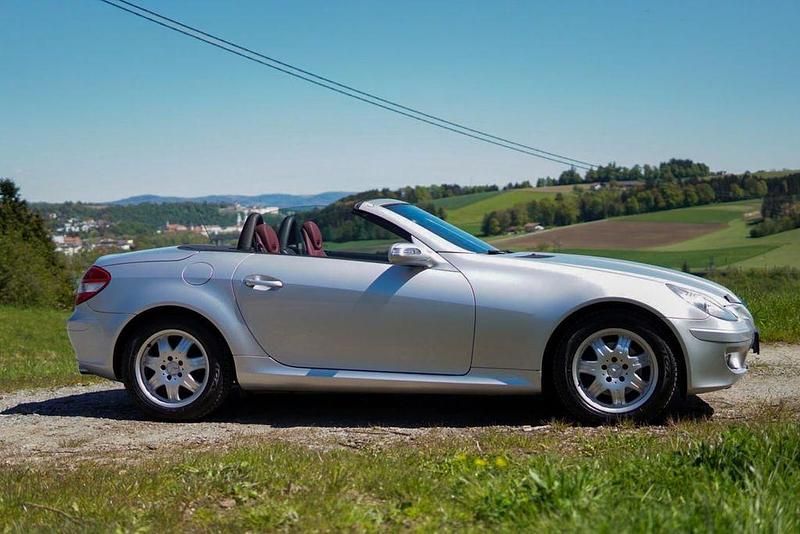 Gebraucht Mercedes SLK200 163 PS (119 kW) 2005 Silber Cabrio
