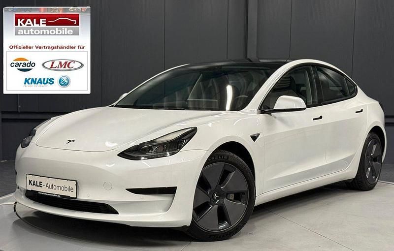 Pearl white multicoat Gebraucht 2021 Tesla Model 3 Standard Range Plus Limousine | 25.970 € (Etwas zu teuer) - Bild 1/4