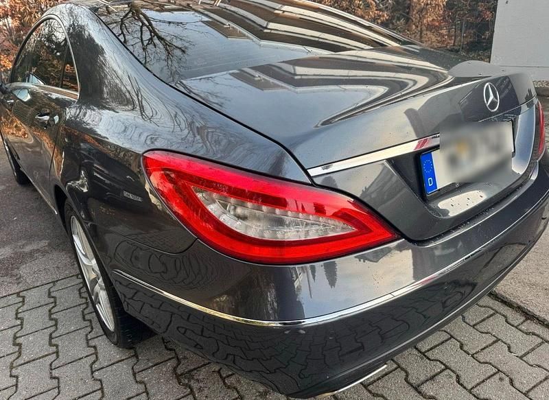 Gebraucht Mercedes CLS350 306 PS (225 kW) 2011 Grau Limousine