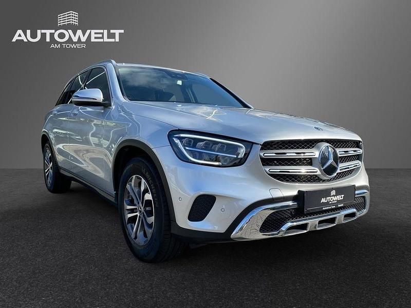 Silber Gebraucht 2020 Mercedes GLC200 SUV | 34.790 € (Superpreis) - Bild 1/4