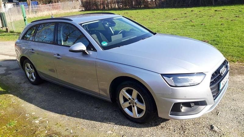 Gebraucht Audi A4 136 PS (100 kW) 2020 Silber Kombi