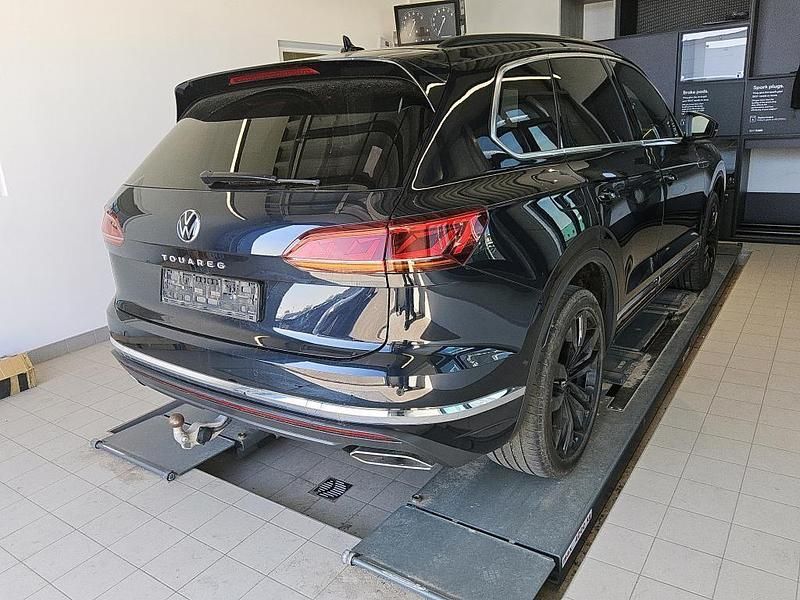 Gebraucht VW Touareg Elegance 286 PS (210 kW) 2022 Blau SUV