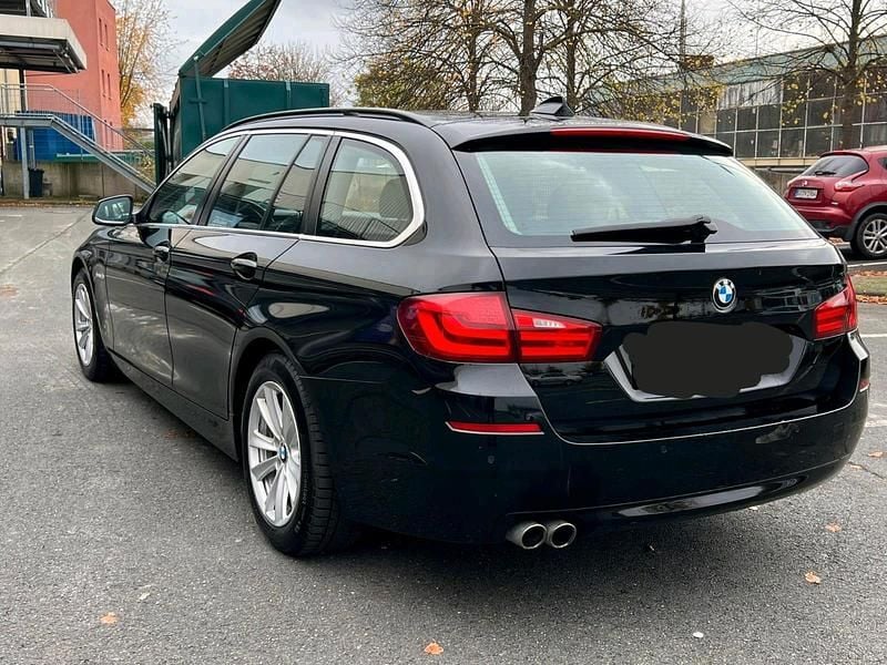 Gebraucht BMW 525 204 PS (150 kW) 2012 Schwarz Kombi