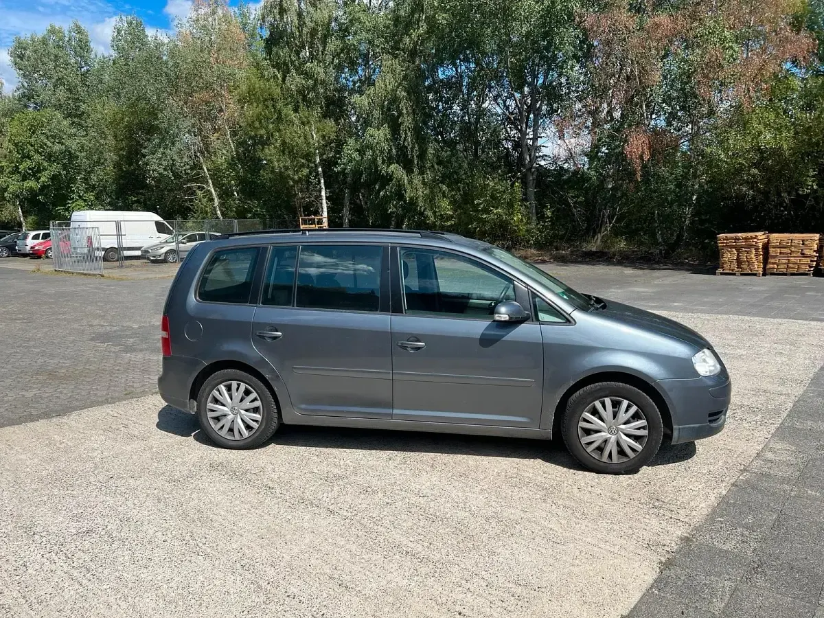Gebraucht VW Touran 105 PS (77 kW) 2003 Grau Van / Kleinbus