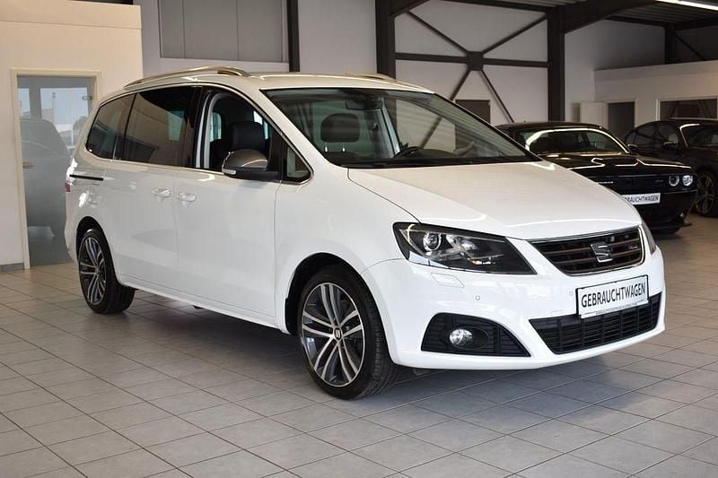 Weiß Gebraucht 2018 Seat Alhambra FR-Line Van / Kleinbus | 21.999 € (Guter Preis) - Bild 1/4