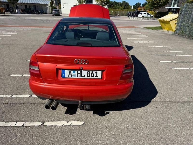 Rot Gebraucht 1996 Audi A4 Ambiente Limousine | 1.800 € (Superpreis) - Bild 1/4
