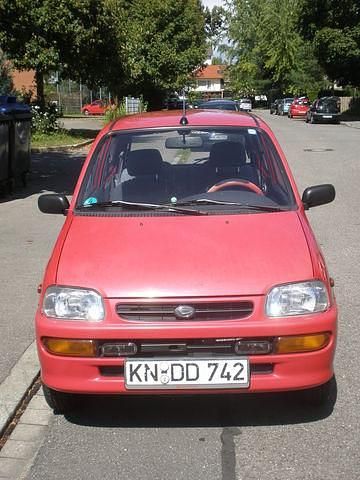 Gebraucht Daihatsu Cuore 48 PS (35 kW) 1995 Rot Kleinwagen