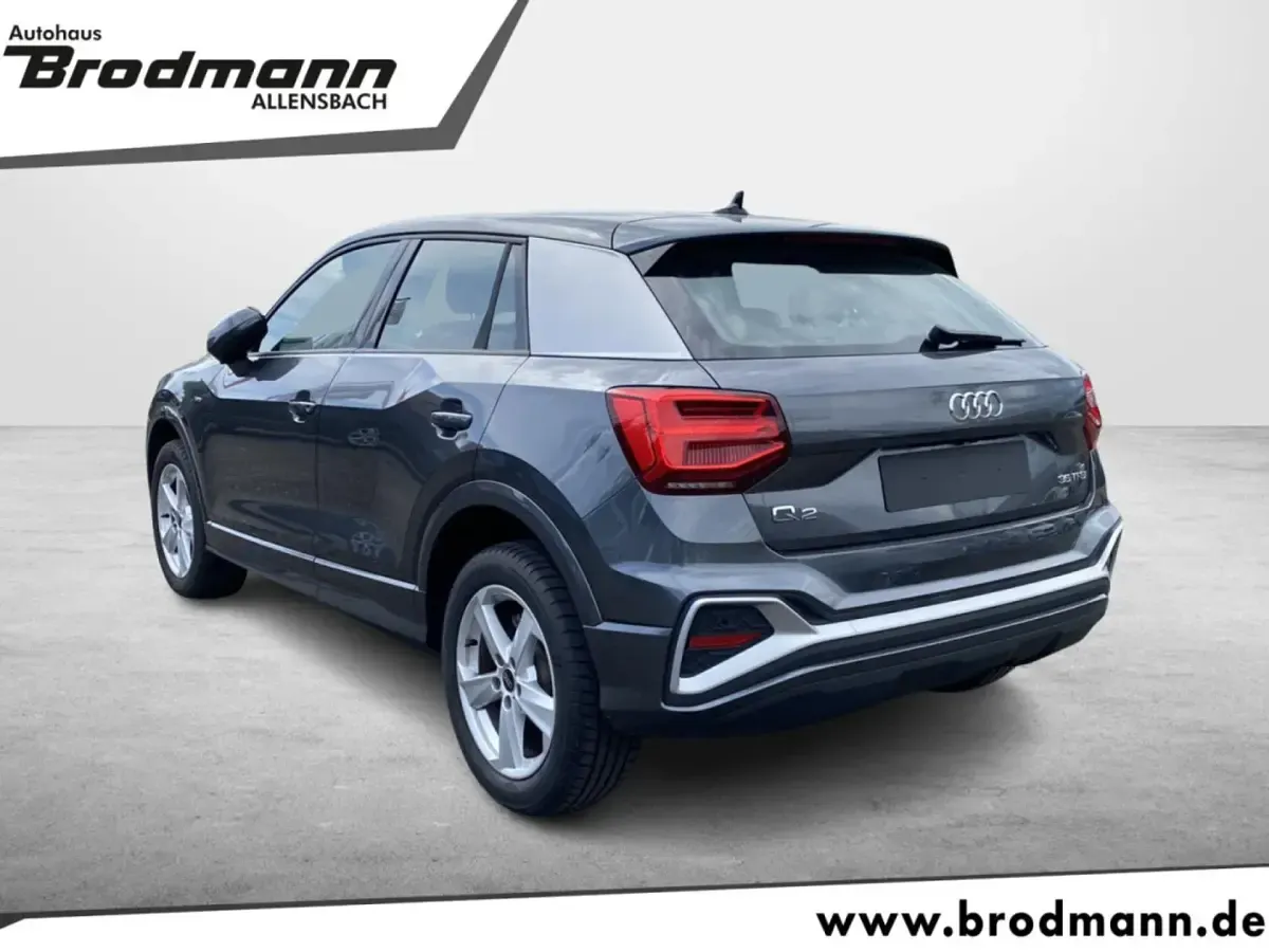 Gebraucht Audi Q2 S-Line 150 PS (110 kW) 2025 Daytona grau metallic SUV