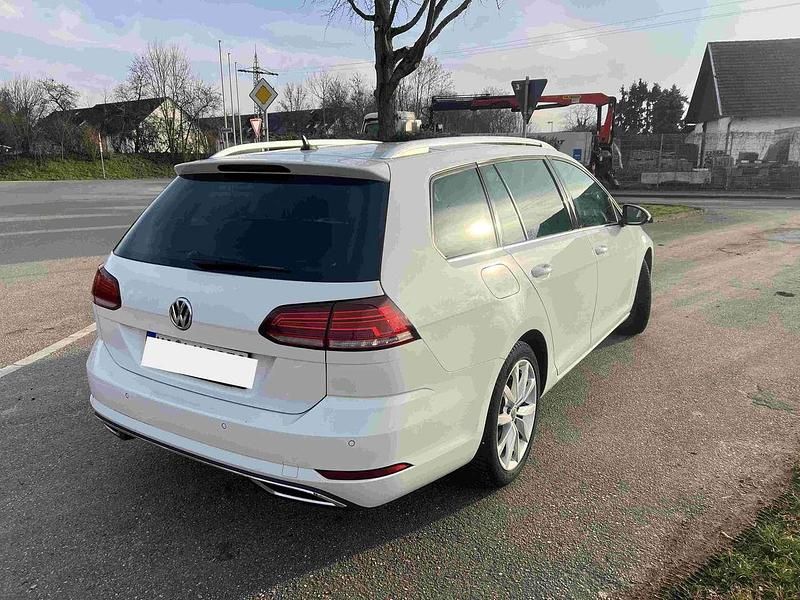 Gebraucht VW Golf VII Highline 150 PS (110 kW) 2017 Kombi