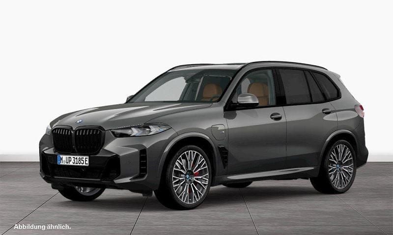 Grau Gebraucht 2025 BMW X5 M Sport SUV | 103.580 € (Etwas zu teuer) - Bild 1/3