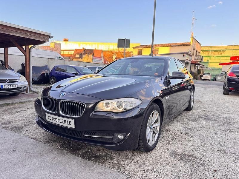 Gebraucht BMW 528 258 PS (189 kW) 2011 Grau Limousine
