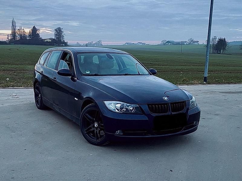 Schwarz Gebraucht 2008 BMW 325 Kombi | 3.000 € (Guter Preis) - Bild 1/4