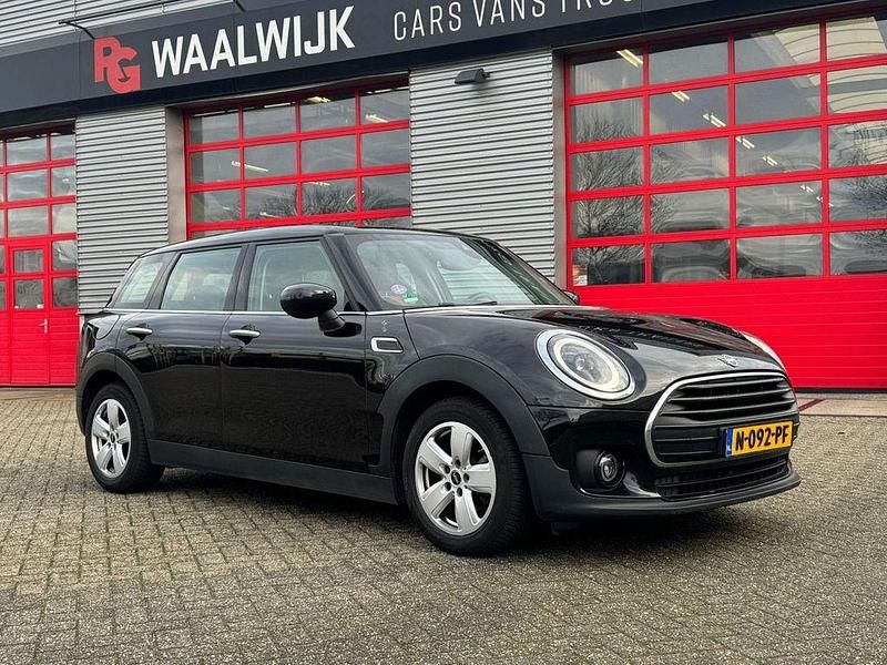 Schwarz Gebraucht 2021 Mini One Clubman Kombi | 7.918 € (Fairer Preis) - Bild 1/4