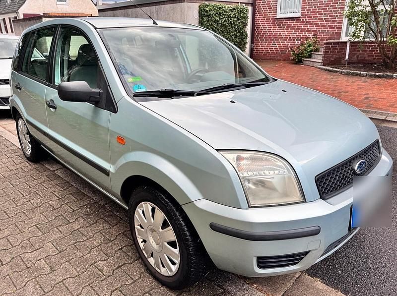 Grün Gebraucht 2005 Ford Fusion Limousine | 1.600 € (Guter Preis) - Bild 1/4