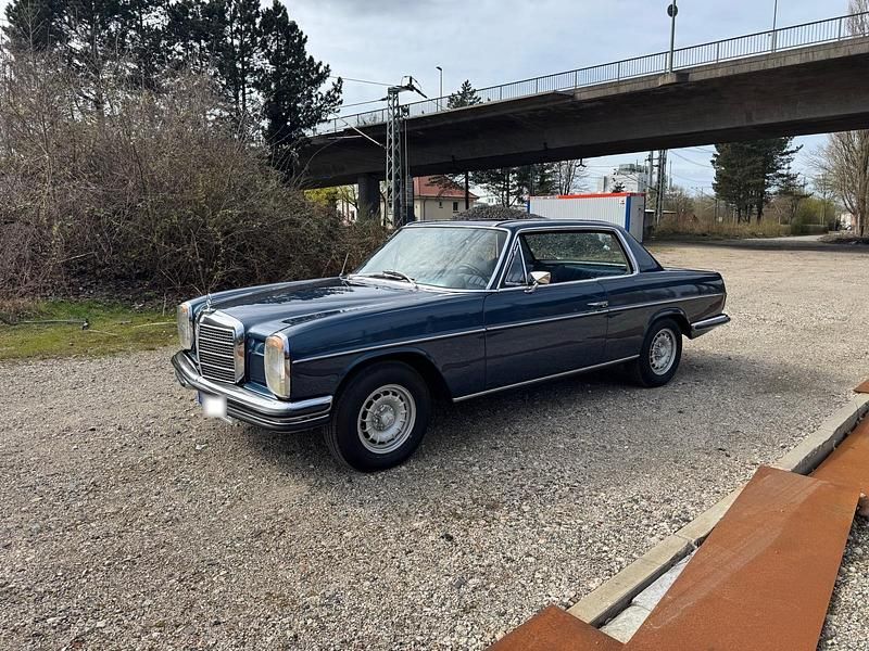 Gebraucht Mercedes W114 185 PS (136 kW) 1973 Blau Coupé