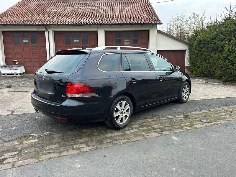 Gebraucht VW Golf VI 122 PS (89 kW) 2011 Schwarz Kleinwagen