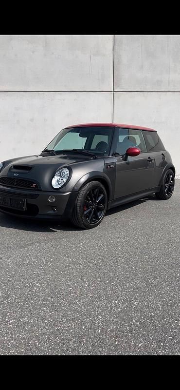 Grau Gebraucht 2006 Mini Cooper S Coupé Coupé | 10.800 € - Bild 1/4