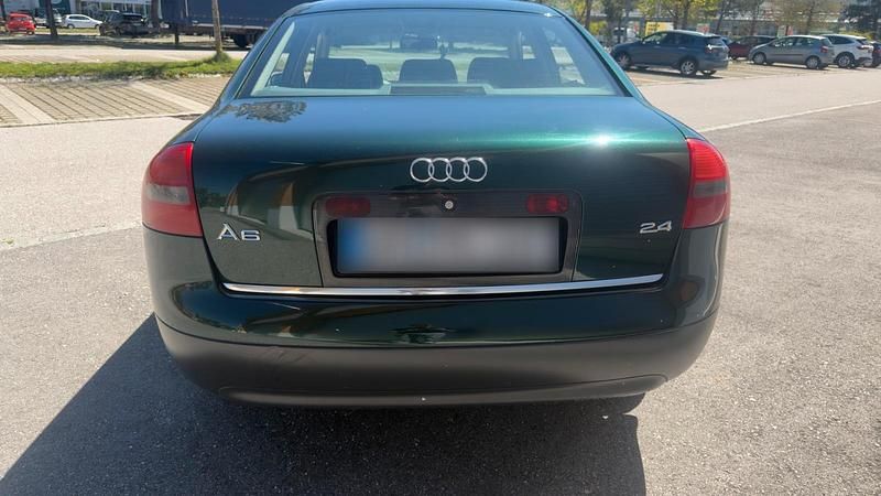 Usata Audi A6 165 CV (121 kW) 1997 Verde Berlina