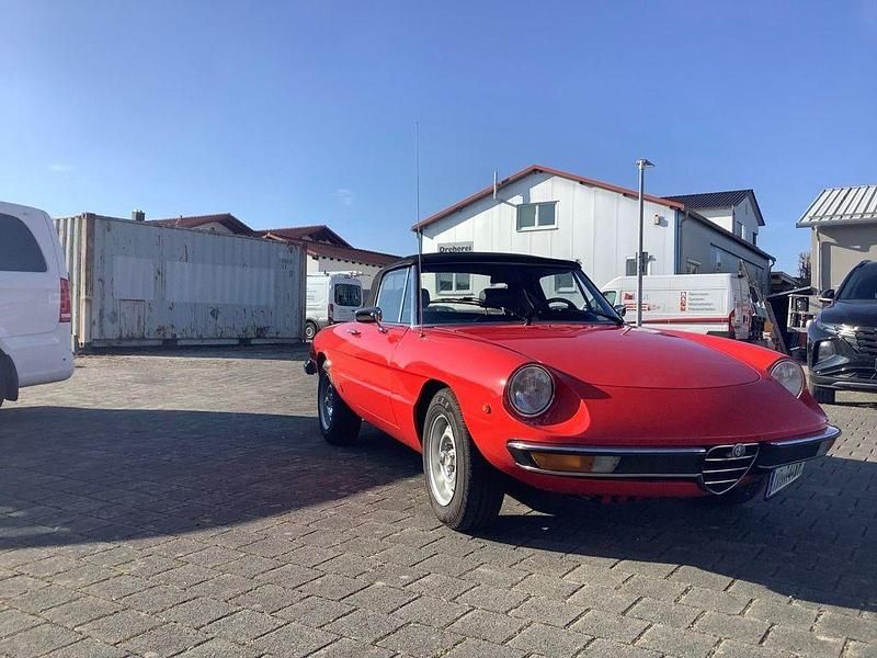 Gebraucht Alfa Romeo Spider 103 PS (75 kW) 1979 Rot Cabrio