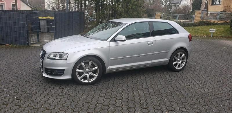 Gebraucht Audi A3 S-Line 140 PS (102 kW) 2011 Silber Kleinwagen