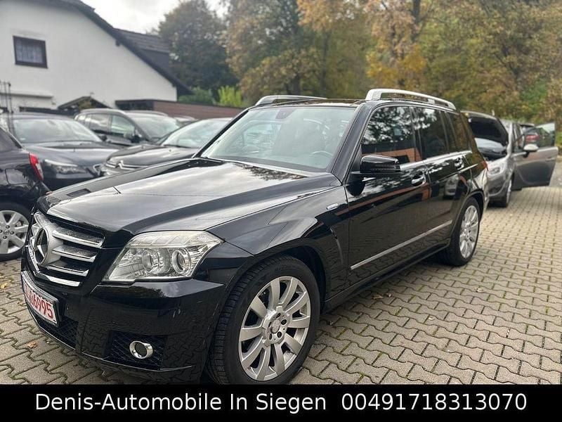 Schwarz Gebraucht 2011 Mercedes GLK220 SUV | 7.200 € (Fairer Preis) - Bild 1/4